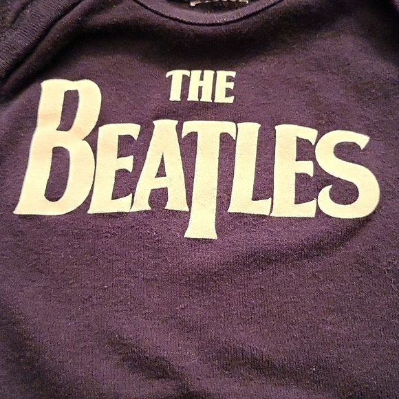 The Beatles short sleeve onesie/bodysuit - Picture 3 of 3